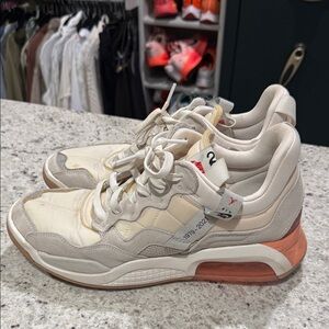 Jordan MA2 New Beginnings Size 12